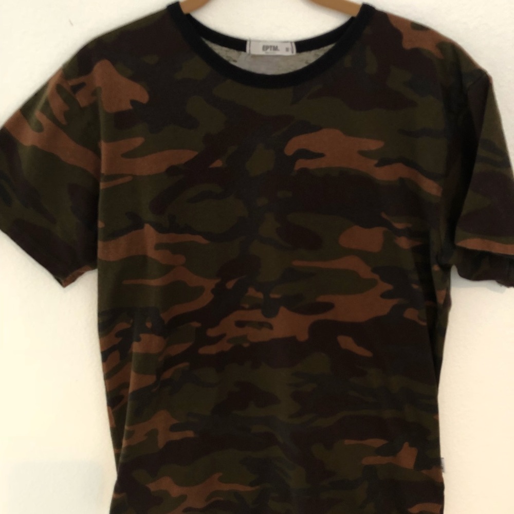 Men’s camouflage T shirt